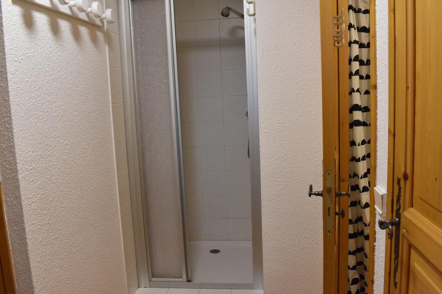 Vacances en montagne Appartement 3 pièces 5 personnes (50) - Résidence Cristal - Méribel - Salle de douche