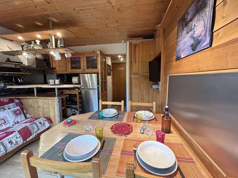 Vacances en montagne Studio 4 personnes (58) - Résidence Cristal - Méribel - Logement