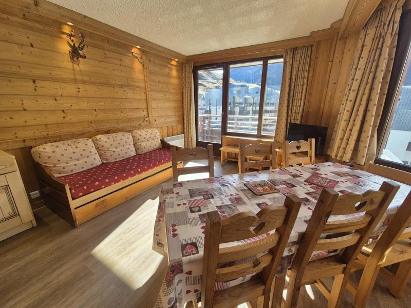 Urlaub in den Bergen 3-Zimmer-Appartment für 8 Personen (106) - Résidence Curling B Tour - Tignes - Wohnzimmer