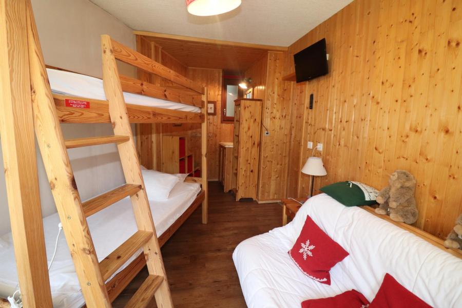 Holiday in mountain resort 3 room apartment 6 people (B1-02) - Résidence Curling B1-B2 - Tignes - Bedroom