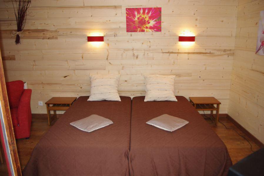 Holiday in mountain resort Studio sleeping corner 4 people (1406) - Résidence Cybèle - Brides Les Bains - Accommodation