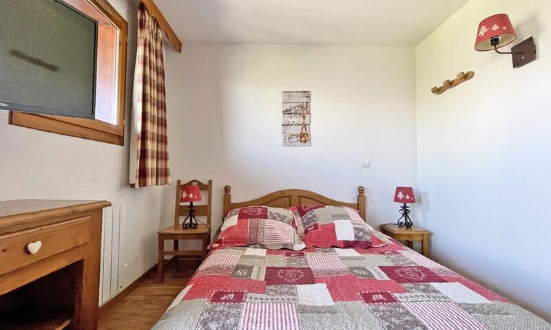 Rent in ski resort 2 room apartment 6 people (33m²) - Résidence Dame Blanche - Maeva Home - Puy-Saint-Vincent - Summer outside