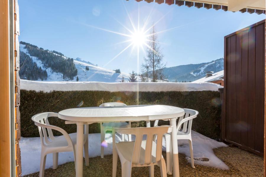 Vacaciones en montaña Apartamento cabina 2 piezas para 5 personas (05) - Résidence Danais - La Clusaz - Terraza