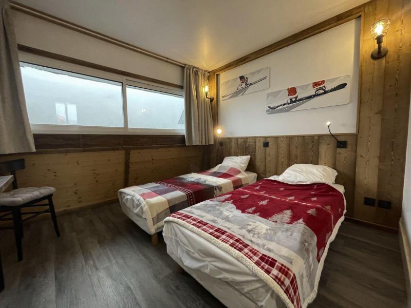 Vacanze in montagna Appartamento su due piani 2 stanze per 4 persone (928) - Résidence Danchet - Les Menuires - Camera
