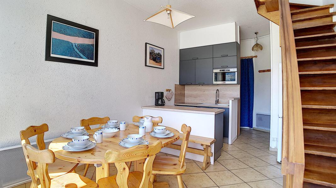 Vacanze in montagna Appartamento 4 stanze per 8 persone (702) - Résidence de Caron - Les Menuires - Soggiorno