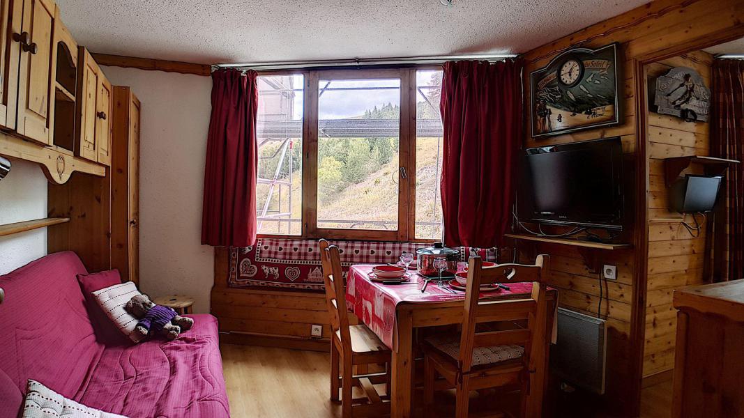 Vakantie in de bergen Appartement 2 kamers 4 personen (322) - Résidence de Caron - Les Menuires - Woonkamer