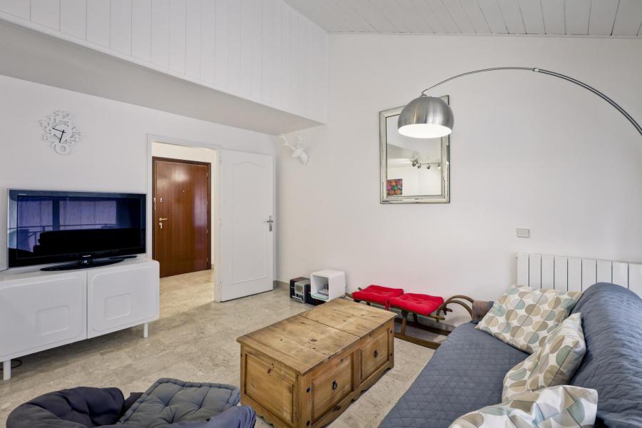 Holiday in mountain resort 3 room duplex apartment 8 people - Résidence de la Poste - Brides Les Bains - Living room