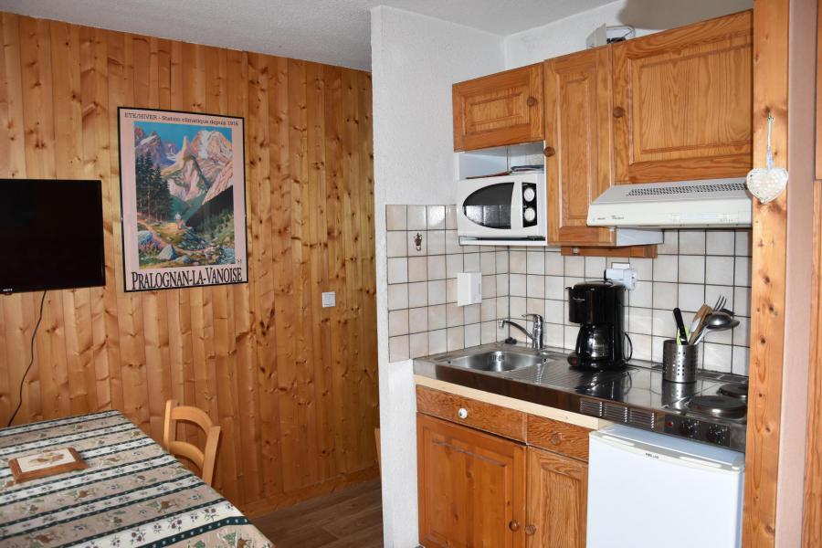 Holiday in mountain resort Studio 2 people (54BIS) - Résidence de la Vanoise - Pralognan-la-Vanoise - Kitchen