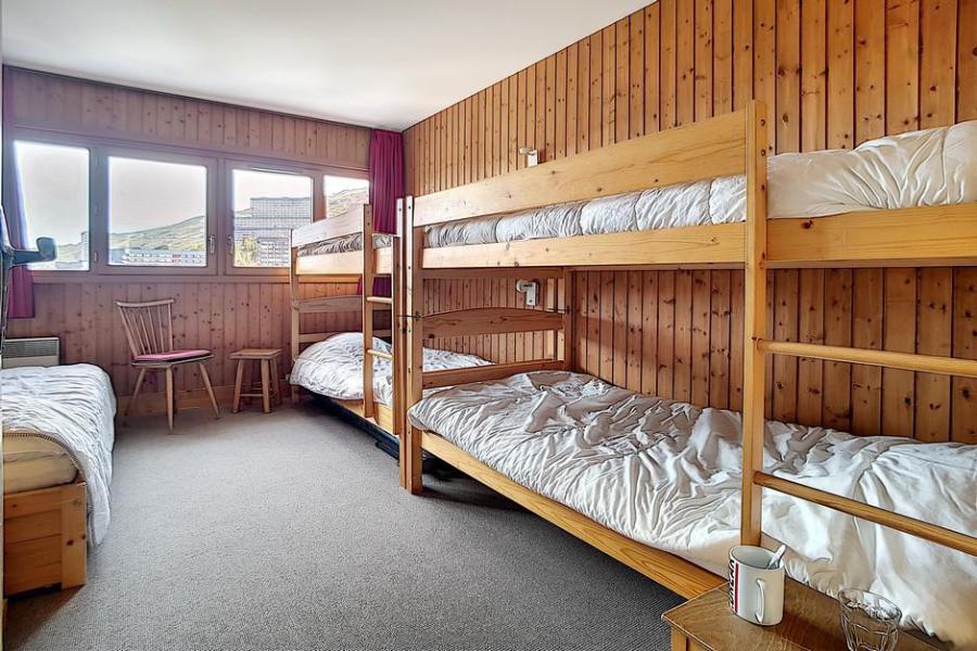 Holiday in mountain resort 2 room apartment 6 people (AL0404) - Résidence des Alpages - Les Menuires - Bedroom