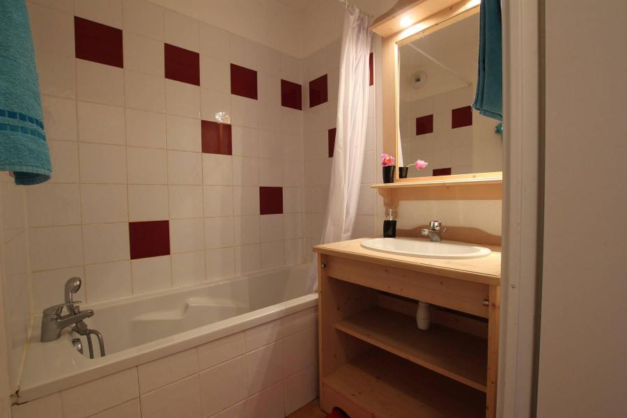 Vacances en montagne Appartement 2 pièces cabine 6 personnes (C1) - Résidence des Gentianes - Puy-Saint-Vincent - Salle de bain