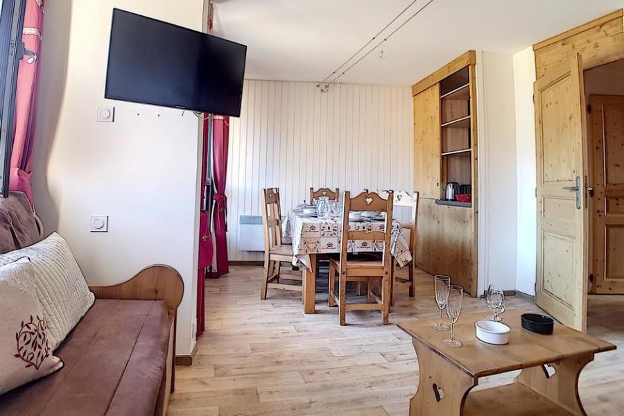 Vakantie in de bergen Appartement 2 kamers 5 personen (330) - Résidence des Origanes - Les Menuires - Woonkamer