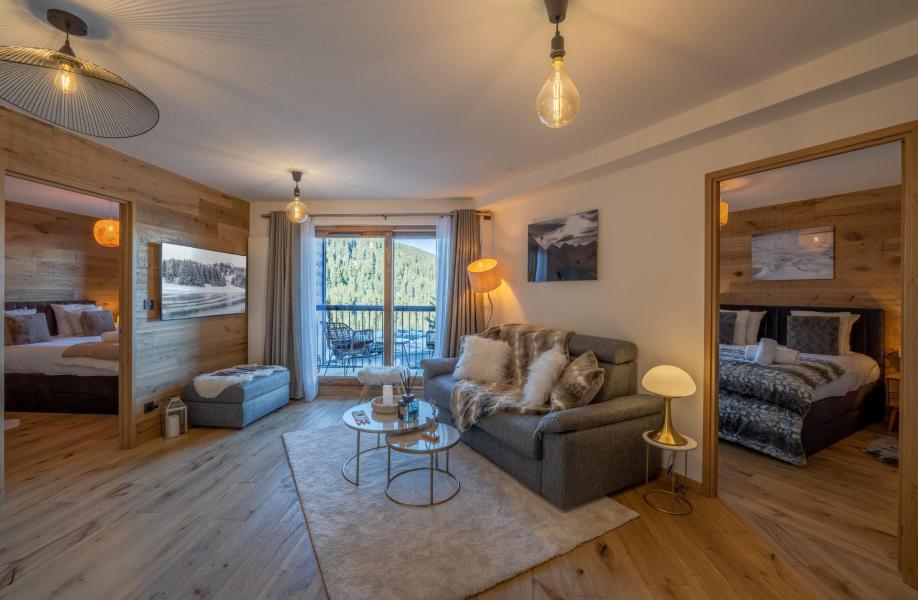 Holiday in mountain resort 3 room apartment 6 people (H116) - Résidence Domaine de  l'Ariondaz - Courchevel - Living room