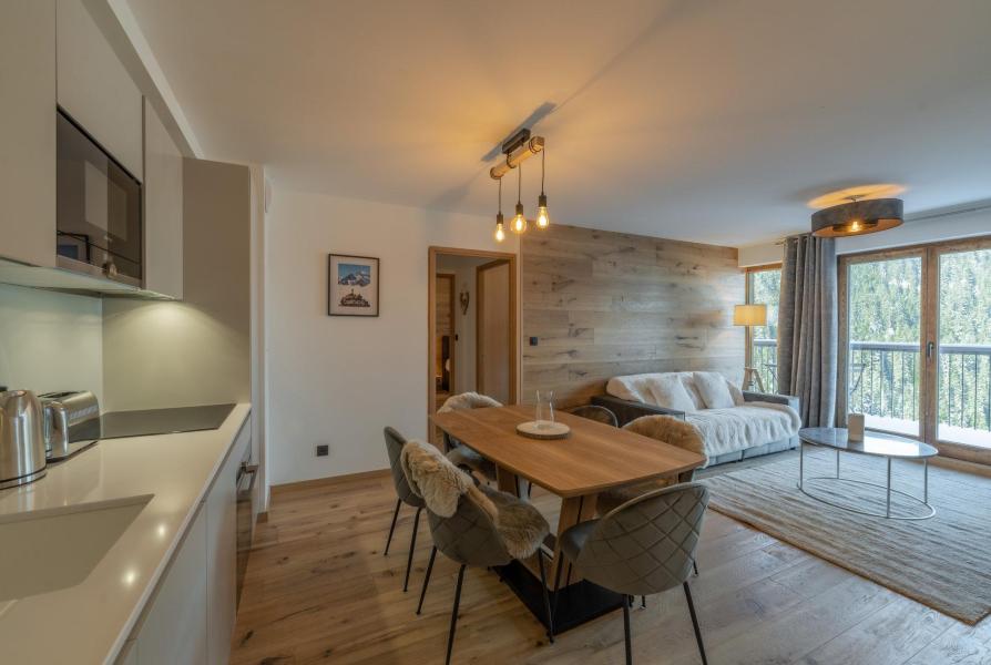 Urlaub in den Bergen 3-Zimmer-Appartment für 6 Personen (H134) - Résidence Domaine de  l'Ariondaz - Courchevel - Wohnzimmer