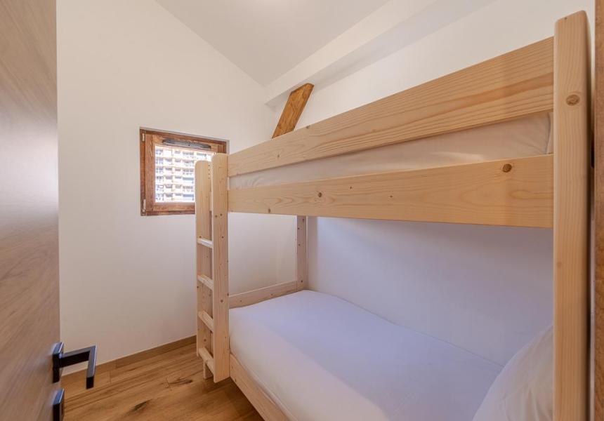 Holiday in mountain resort 5 room apartment 8 people (F151) - Résidence Domaine de  l'Ariondaz - Courchevel - Cabin