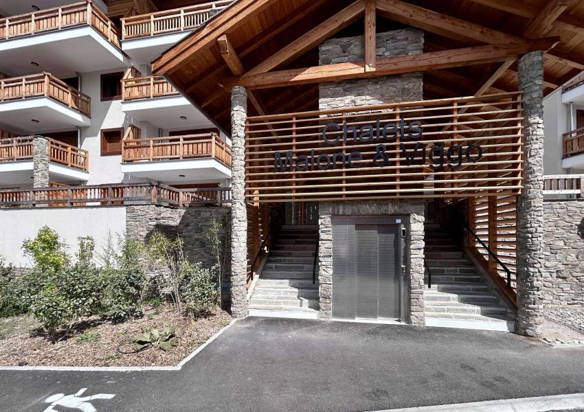 Urlaub in den Bergen 3-Zimmer-Appartment für 4 Personen (Viggo) - Résidence Domaine des Grands Chalets - Serre Chevalier - Draußen im Sommer