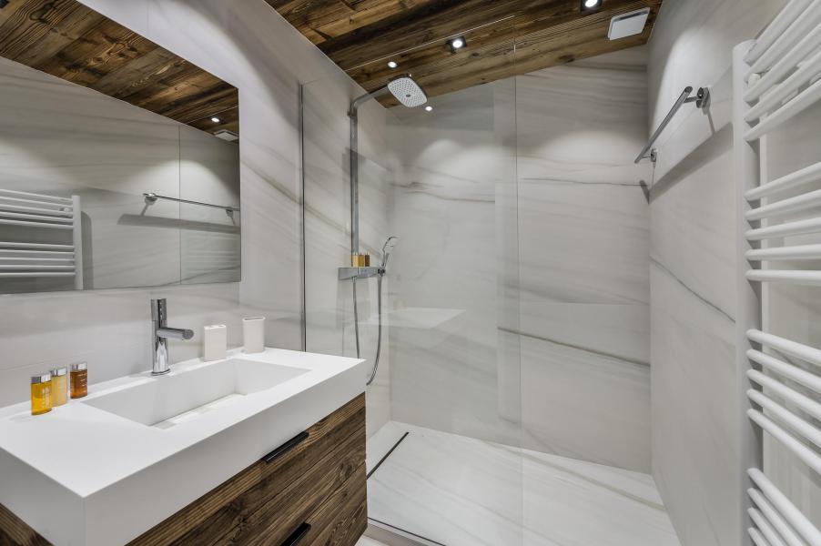 Holiday in mountain resort 4 room apartment 6 people (310B) - Résidence Domaine du Jardin Alpin - Courchevel - Shower room