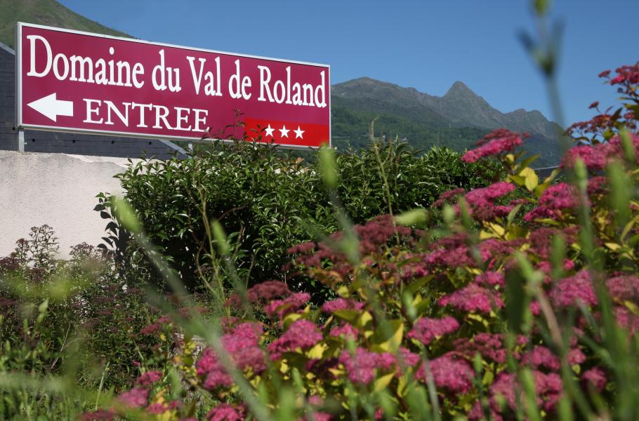Ski verhuur Résidence Domaine du Val de Roland - Luz Ardiden - Buiten zomer