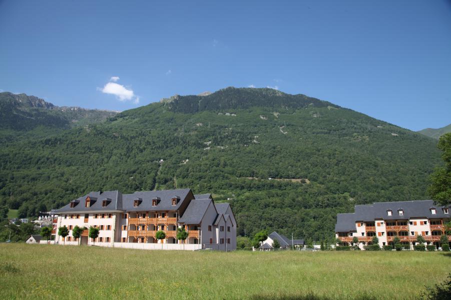 Аренда на лыжном курорте Résidence Domaine du Val de Roland - Luz Ardiden - летом под открытым небом