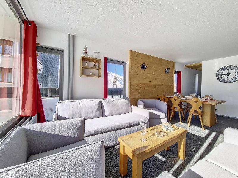 Vakantie in de bergen Appartement 3 kamers 6 personen (201) - Résidence Dorons - Les Menuires - Woonkamer
