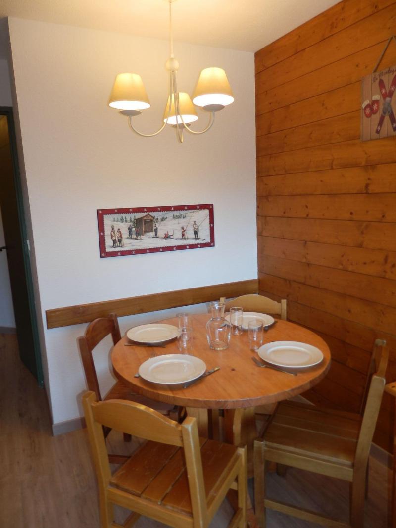 Urlaub in den Bergen 2-Zimmer-Appartment für 4 Personen (223) - Résidence Douchka - Avoriaz - Wohnzimmer