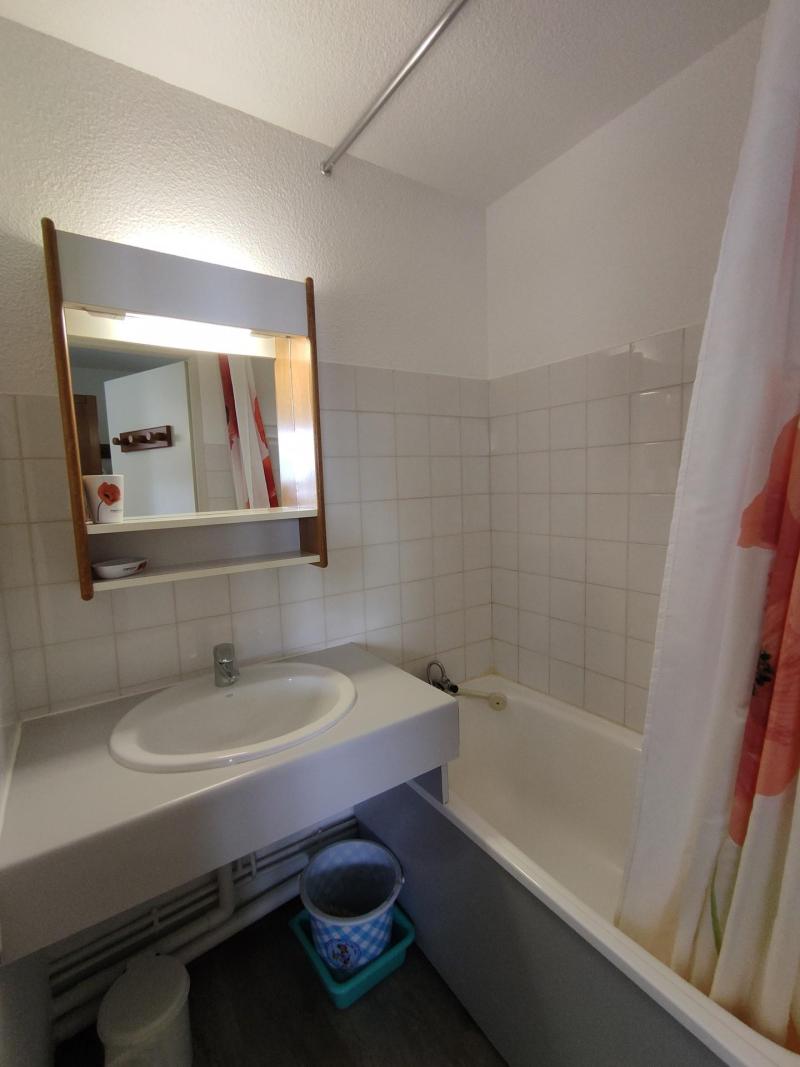 Vacances en montagne Studio cabine 4 personnes (303) - Résidence Drus - La Plagne - Salle de bain