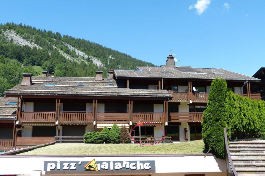 Каникулы в горах Апартаменты 3 комнат 6 чел. (RESIC01) - Résidence du Centre C - La Clusaz - летом под открытым небом