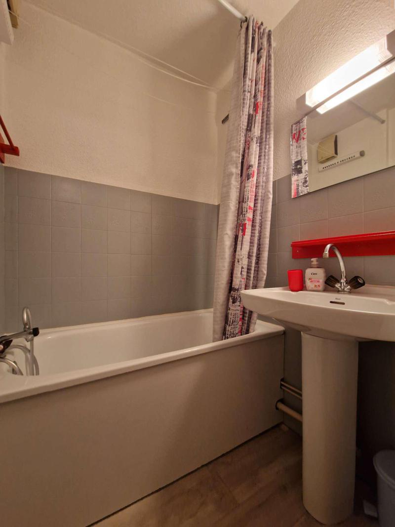 Holiday in mountain resort 2 room apartment 4 people (890) - Résidence Edelweiss - Vars - Bathroom