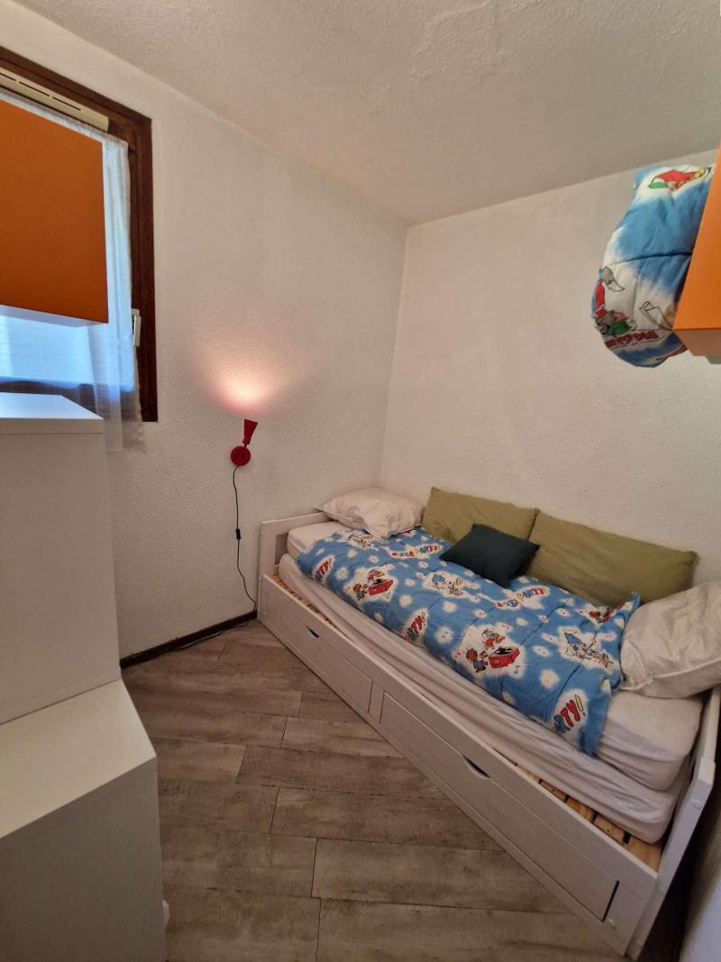 Holiday in mountain resort 2 room apartment 4 people (890) - Résidence Edelweiss - Vars - Bedroom