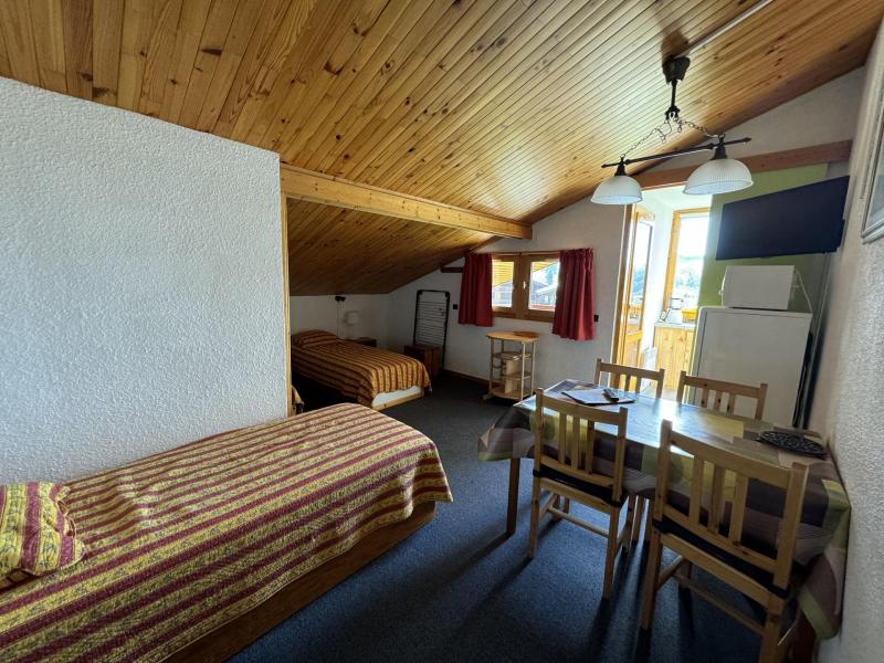 Vacances en montagne Studio 4 personnes (387) - Résidence Emeraude - La Plagne