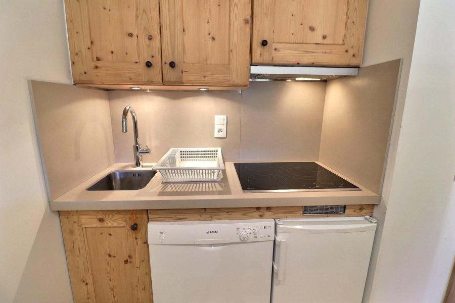 Vacaciones en montaña Apartamento 3 piezas cabina para 6 personas (012) - Résidence Erines - Méribel-Mottaret - Kitchenette