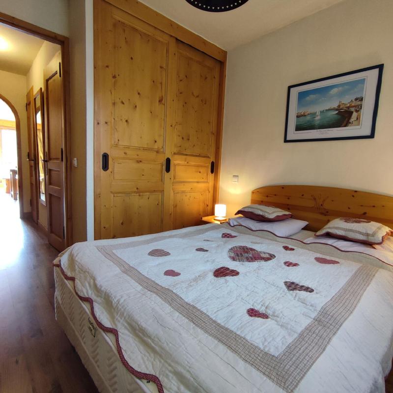 Holiday in mountain resort 3 room mezzanine apartment 6 people (38) - Résidence Ermitage - Méribel - Bedroom