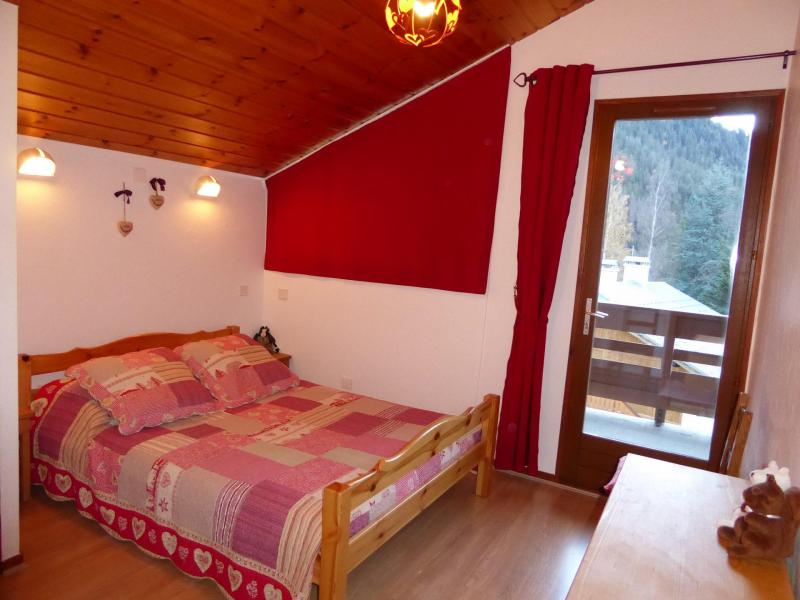Holiday in mountain resort 3 room duplex apartment 4 people (CHARDON) - Résidence Flor'Alpes - Champagny-en-Vanoise - Bedroom