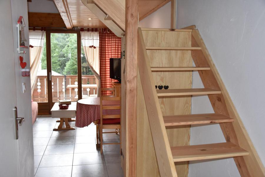 Vacaciones en montaña Apartamento 2 piezas para 4 personas (GENTIANE) - Résidence Flor'Alpes - Champagny-en-Vanoise - Escalera