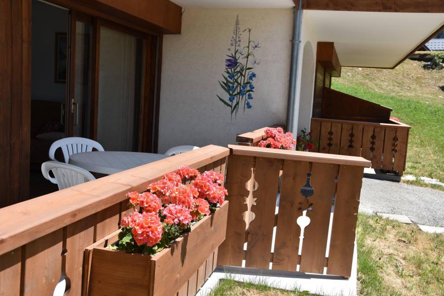 Vacaciones en montaña Apartamento 3 piezas para 6 personas (BRUYERE) - Résidence Flor'Alpes - Champagny-en-Vanoise - Balcón