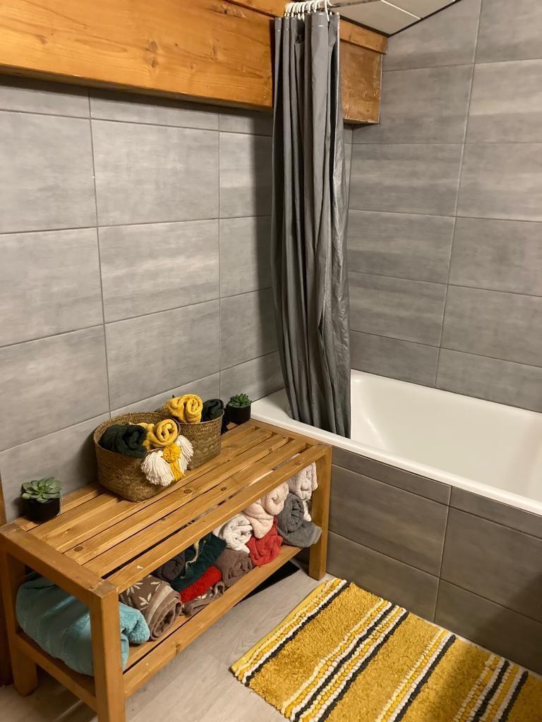 Vacances en montagne Appartement 3 pièces 4 personnes - Résidence Florière - Les Gets - Salle de bain