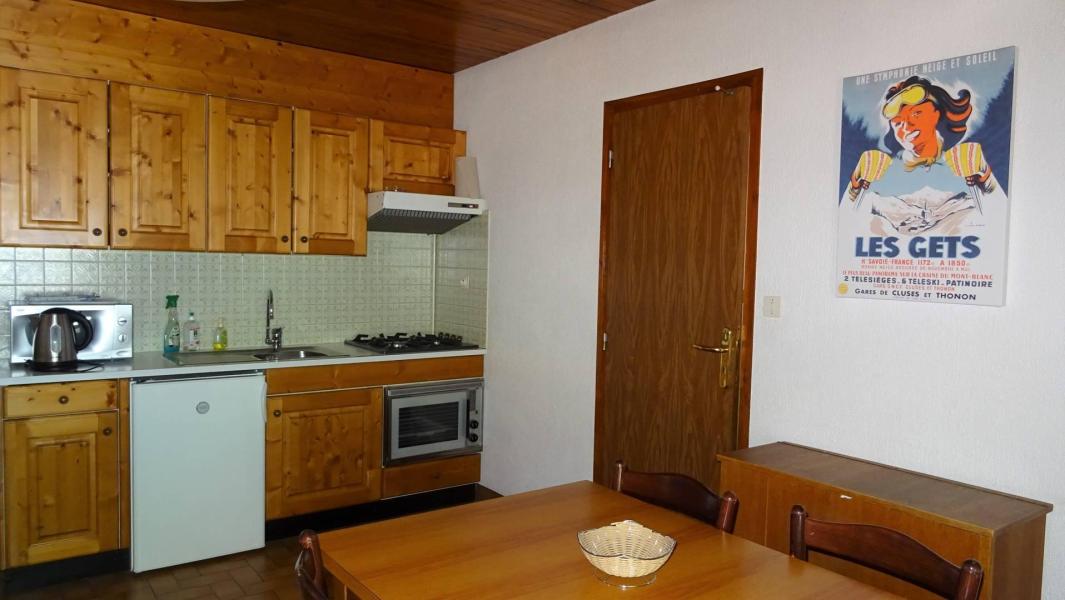 Holiday in mountain resort 2 room apartment 4 people (154) - Résidence Galaxy  - Les Gets - Kitchenette