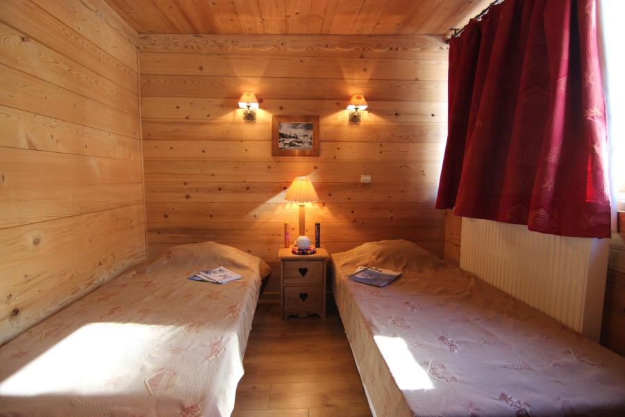 Holiday in mountain resort 4 room apartment 6 people (1) - Résidence Galerie de Peclet - Val Thorens - Bedroom