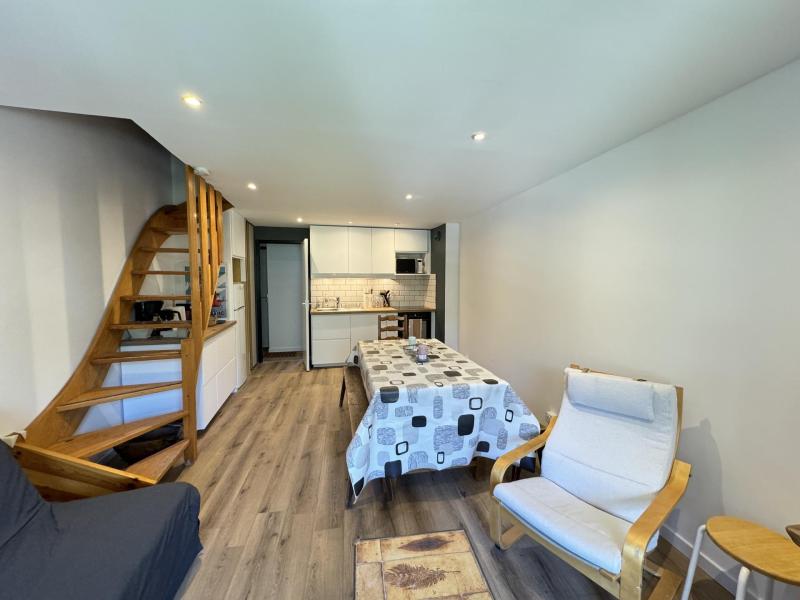 Holiday in mountain resort 4 room duplex apartment 7 people (222) - Résidence Gardiole II - Serre Chevalier - Living room