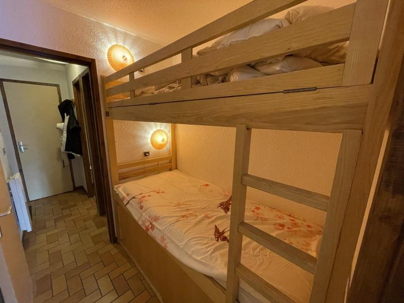 Urlaub in den Bergen 2-Zimmer-Holzhütte für 4 Personen (304) - Résidence Gardiole III - Serre Chevalier - Schlafzimmer