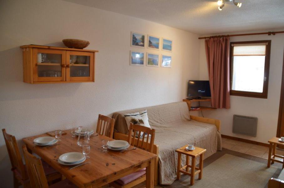 Vakantie in de bergen Appartement 2 kamers 4 personen (A7) - Résidence Gentianes - Saint Martin de Belleville - Woonkamer