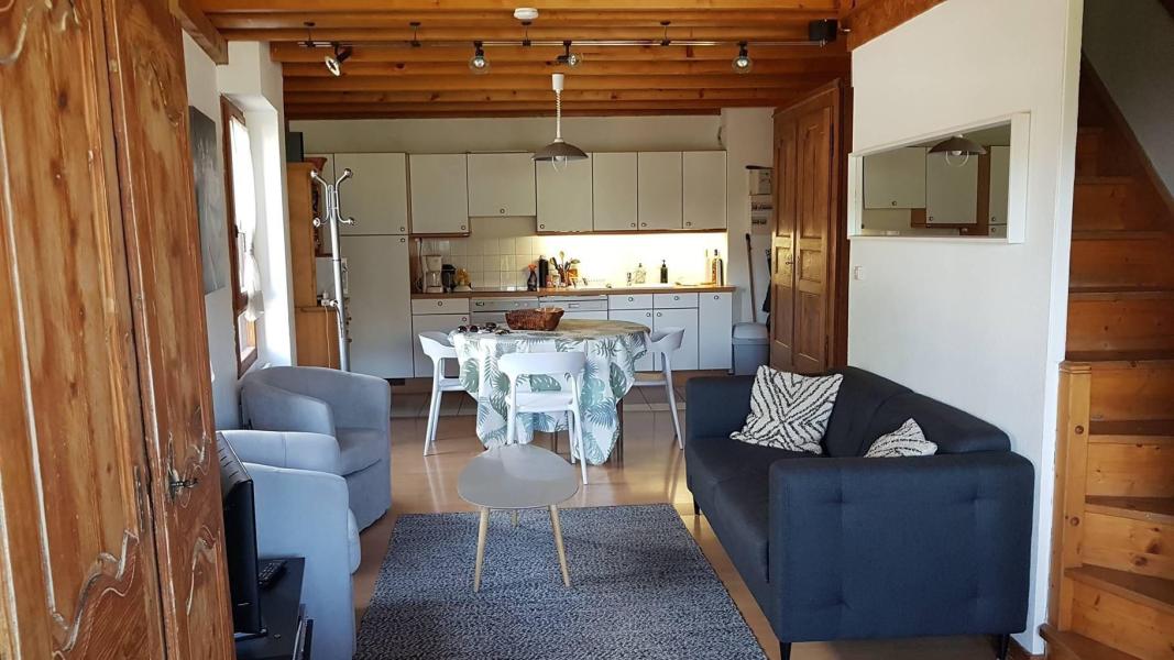 Vacances en montagne Appartement triplex 5 pièces 8 personnes - Résidence Golf - Les Gets - Séjour