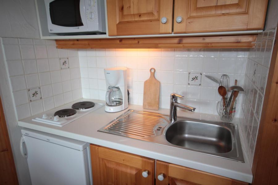 Holiday in mountain resort 2 room apartment cabin 4 people (CHAUDR) - Résidence Grand Mont 1 - Les Saisies - Kitchenette