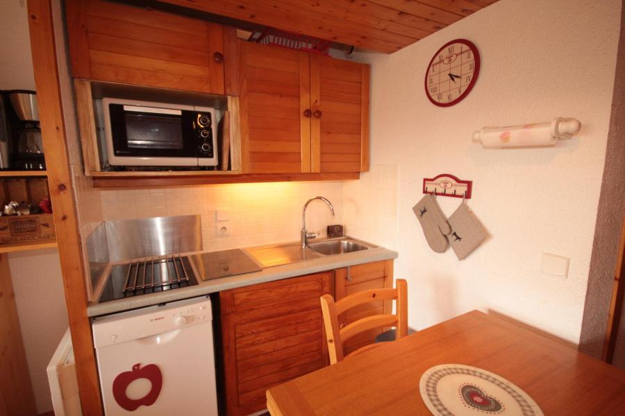 Holiday in mountain resort Studio sleeping corner 4 people (1114) - Résidence Grand Mont 1 - Les Saisies - Kitchenette