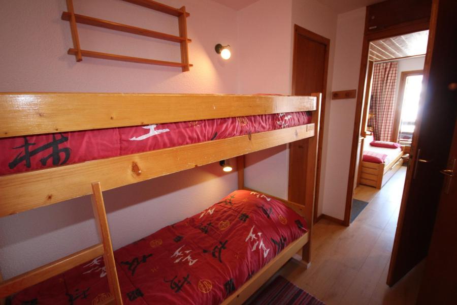 Holiday in mountain resort Studio sleeping corner 4 people (2208) - Résidence Grand Mont 2 - Les Saisies