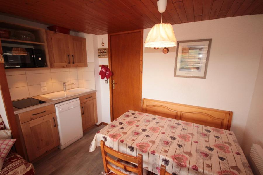 Vakantie in de bergen Appartement 2 kamers 5 personen (2206) - Résidence Grand Mont 2 - Les Saisies - Woonkamer