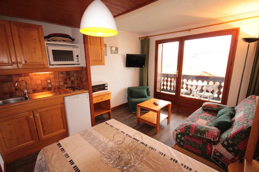 Vakantie in de bergen Studio cabine 4 personen (2215) - Résidence Grand Mont 2 - Les Saisies - Woonkamer