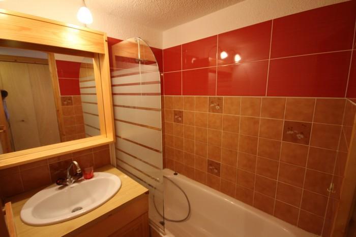 Vacanze in montagna Appartamento 2 stanze con mezzanino per 6 persone (4421) - Résidence Grand Mont 4 - Les Saisies - Vasca da bagno
