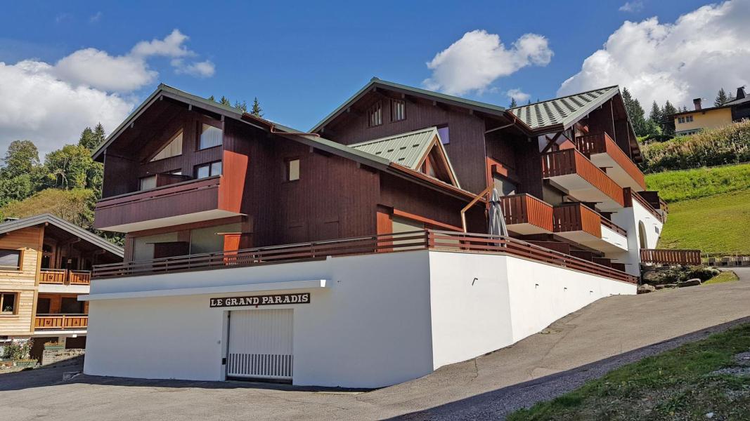 Location au ski Résidence Grand Paradis - Les Gets - Extérieur été