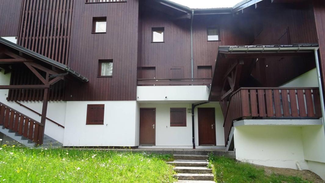 Location au ski Appartement 2 pièces coin montagne 5 personnes - Résidence Grand Paradis - Les Gets - Extérieur été