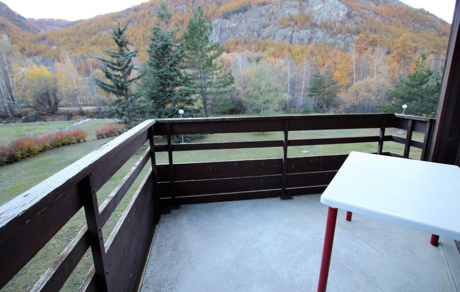 Vakantie in de bergen Appartement 3 kamers bergnis 8 personen (106) - Résidence Grand Serre Che - Serre Chevalier - Balkon